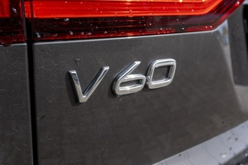Volvo V60 II  Kombi Plug-In Facelifting 2.0 T6 350KM 2025 Volvo V60 YV1ZWH4V4S2662689, zdjęcie 24