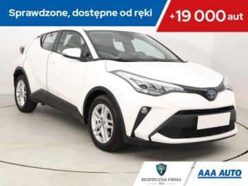 Toyota C-HR I Crossover Facelifting 1.8 Hybrid 122KM 2022 Toyota C-HR 1.8 Hybrid, Salon Polska
