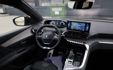 Peugeot 3008 II Plug-In Hybrid Facelifting 1.6 HYBRID 225KM 2021 Peugeot 3008 Peugeot 3008 225 e-EAT8 GT 1.6 Hybryda Plug-in 225KM, zdjęcie 6