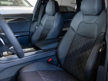 Audi A8 D5 S8 Facelifting 4.0 TFSI 571KM 2026 AUDI A8 S8 TFSI quattro Sedan 4.0 (571KM) 2026, zdjęcie 3