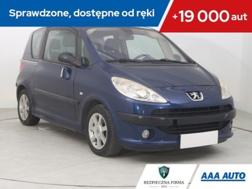 Peugeot 1007 1.6 i 16V 110KM 2005 Peugeot 1007 1.6 16V, Automat, Klima, Klimatronic