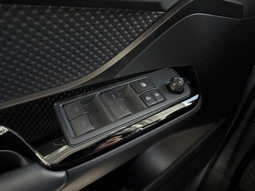 Toyota C-HR I Crossover Facelifting 2.0 Hybrid Dynamic Force 184KM 2022 Toyota C-HR 2.0 Hybrid Style 2.0 Hybrid Style | au, zdjęcie 19