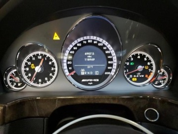 Mercedes Klasa E W212 2010 Mercedes-Benz Klasa E Mercedes-Benz E63 AMG, od ubezpieczalni 6.2 Benzyna, zdjęcie 8