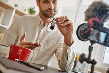 Комплект ламп с дистанционным управлением 3600К-6200К переменный свет