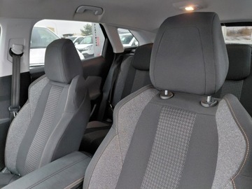 Peugeot 3008 II Crossover 1.5 BlueHDI 130KM 2019 Peugeot 3008 Navi Klimatronik PDC Alu 1.5 Diesel 130KM, zdjęcie 10