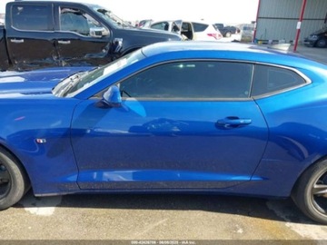 Chevrolet Camaro VI Coupe 3.6 335KM 2019 Chevrolet Camaro 1LT 2019 3.6l 3.6 Benzyna 335KM, zdjęcie 2