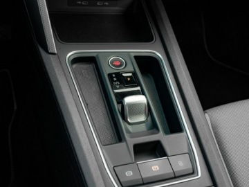 Seat Leon IV Hatchback 1.5 eTSI (MHEV) 150KM 2022 Seat Leon 1.5 TSI Style Podgrz.f I kier 2 stref, zdjęcie 16