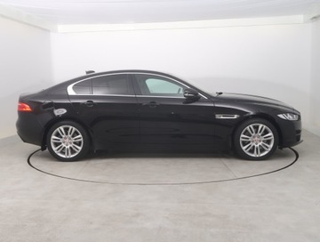 Jaguar XE Sedan 2.0 i4 240KM 2016 Jaguar XE 25t, Salon Polska, Serwis ASO, Automat, zdjęcie 5