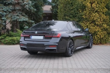 BMW Seria 7 G11-G12 Sedan Facelifting 3.0 730d 286KM 2022 BMW Seria 7 SalonPL 730d xDrive Asyst. park Tempomat Kamera FV23, zdjęcie 3