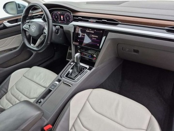 Volkswagen Arteon Fastback Facelifting 2.0 TDI 200KM 2021 Volkswagen Arteon Harmankardon Faktura VAT Panorama SKory hak Masaze, zdjęcie 14