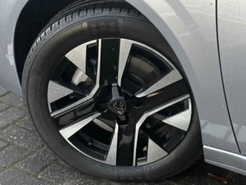 Peugeot 208 II 2025 Od ręki - Allure e-DCS6 1.2 mHEV 145KM / Pakiet Vision i Navigation, zdjęcie 11