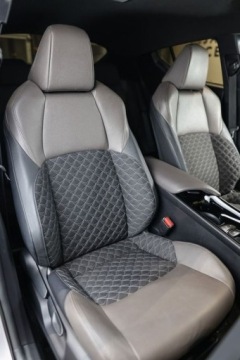 Toyota C-HR I Crossover Facelifting 1.8 Hybrid 122KM 2020 Toyota C-HR 1.8 Hybrid Executive 1.8 Hybryda 122KM, zdjęcie 23