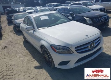 Mercedes Klasa C W206 Limuzyna 2.0 300 258KM 2021 Mercedes-Benz Klasa C 2021r., C 300 Sedan, 2L, od ubezpieczalni 2.0 Benzyna