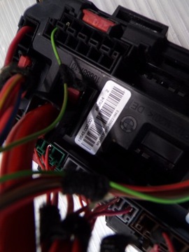 БЛОК ПРЕДОХРАНИТЕЛЕЙ BMW F30 F31 F32 9389068