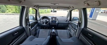 Suzuki SX4 I Hatchback 1.6 i 16V VVT 107KM 2006 Suzuki SX4 Suzuki SX4 1.6 VVT 4x2 Comfort 1.6 Benzyna 107KM, zdjęcie 8