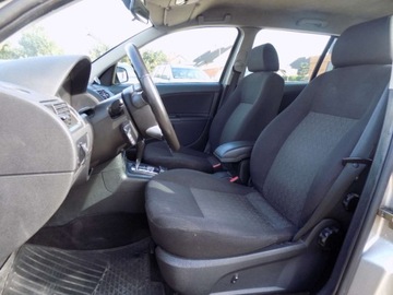 Ford Mondeo III Kombi 2.0 TDCi 130KM 2004 Ford Mondeo BIALOLEKA 2.0 Diesel TDCi (130 KM) 2004 r. prod. KOMIS TYSI, zdjęcie 6