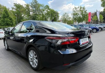 Toyota Camry IX Sedan 2.5 Hybrid Dynamic Force 218KM 2021 Toyota Camry salon Polska, FV-VAT 23, serwis ASO, Gwarancja 2.5 Hybryda, zdjęcie 26