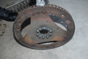 BENTLEY CONTINENTAL GT AUDI A8 6.0 KOLO SETRVAČNÍK