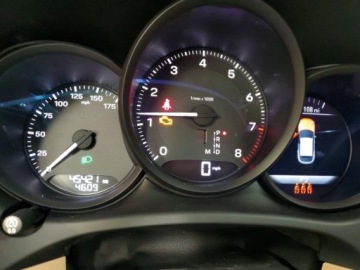 Porsche Macan SUV Facelifting II 2.0  265KM 2023 Porsche Macan PORSCHE MACAN BASE 2.0 Benzyna 265KM, zdjęcie 9