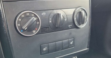 Mercedes Klasa A W169 Coupe 1.5 150 95KM 2004 Mercedes-Benz Klasa A A150 Klimatyzacja Podgrzewane fotele 1.5 Benzyna 95KM, zdjęcie 21