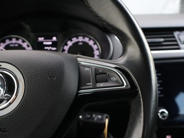 Skoda Octavia III Liftback Facelifting 1.6 TDI 115KM 2019 Skoda Octavia 1.6 TDI, Salon Polska, Klima, zdjęcie 16