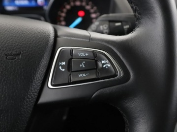 Ford Kuga II SUV Facelifting 1.5 TDCi 120KM 2018 Ford Kuga Titanium półskóra navi kamera, zdjęcie 27