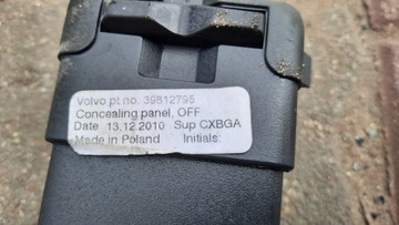 ШТОРА БАГАЖНИКА 39812795 VOLVO V60 10-18R