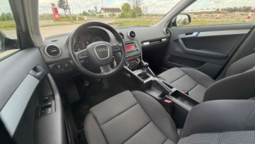 Audi A3 8P Hatchback 3d 1.9 TDI 105KM 2008 Audi A3 Sportback Raty 1.9 tdi 105KM 5 drzwiowy Lift Klimatronic dwustrefo, zdjęcie 32