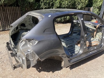 DUPA DACH PAS WANNA PEUGEOT 208 II 19- 1.2 THP