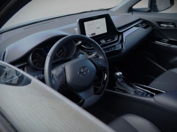 Toyota C-HR I Crossover Facelifting 1.8 Hybrid 122KM 2023 Toyota C-HR 1.8 Hybryda 122KM, zdjęcie 19