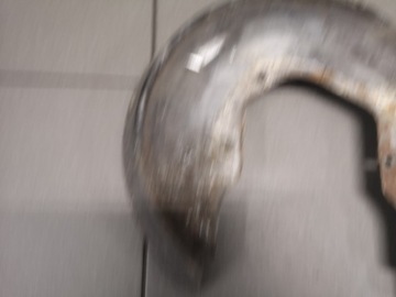 OSŁONA TARCZY HAMULCOWEJ AUDI A8 D2 4D0615612F