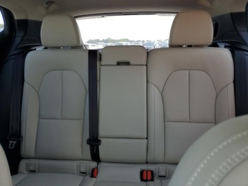 Volvo XC40 2023 Volvo XC 40 Plus 2023 2.0l 2.0 Benzyna 247KM, zdjęcie 10