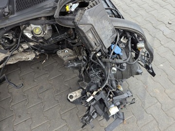 KAROSÉRIE ČTVRTKA BLATNÍK ZADNÍ LEVÝ PRAVÝ SLUPKY MERCEDES W176 A 180 CDI