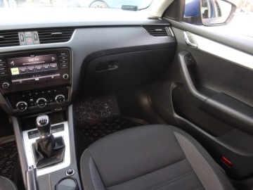 Skoda Octavia III Kombi Facelifting 1.5 TSI ACT 150KM 2019 Skoda Octavia 1.5 TSI, Salon Polska, zdjęcie 7