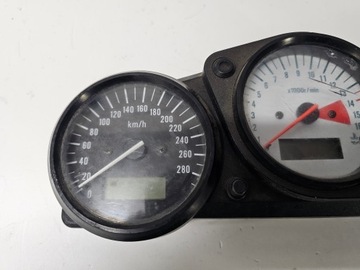 Suzuki gsxr 600 SRAD часы с одометром