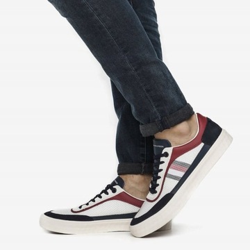 Sportowe sneakersy w stylu retro TOMMY HILFIGER