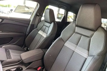 Audi Q4 e-tron 40 204KM 2025 Audi Q4 e-tron Od reki S Line Matrix Comfort Technology Leasing Wyna, zdjęcie 10