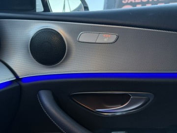 Mercedes Klasa E W213 Cabrio 2.0 200 184KM 2017 Mercedes E 200 Full-led. Automat Niski przebieg., zdjęcie 25