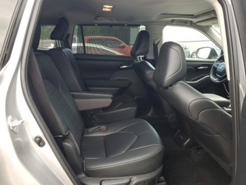 Toyota Highlander III 2023 Toyota Highlander L 2023 2.4l 2.4 Benzyna 265KM, zdjęcie 11