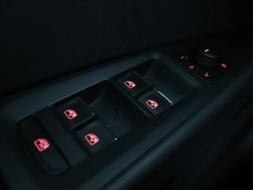 Seat Leon III Hatchback Facelifting 1.4 TSI 125KM 2017 Seat Leon FR navi grzane fotele PDC climatronic, zdjęcie 32