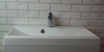 Умывальник подвесной 60х35 см, БЕЛЫЙ конгломерат