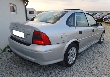 Opel Vectra B Sedan 1.8 16V ECOTEC 125KM 2000 Opel Vectra Lift SLICZNA 1.8 16V Benzyna AUTOM..., zdjęcie 3