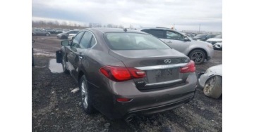 Infiniti Q70 2018 Infiniti Q70 Kanada 4x4 3,7 benz. automat KUPIONY w transporcie do Polski, zdjęcie 5