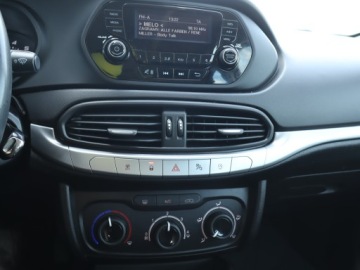Fiat Tipo II Hatchback 1.4 95KM 2019 Fiat Tipo 1.4 16V, Salon Polska, 1. Właściciel, zdjęcie 11