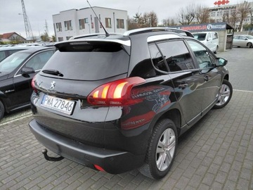 Peugeot 2008 I SUV Facelifting 1.2 PureTech 82KM 2018 Peugeot 2008 Tablet Kamera Klimatyzacja Sensor PDC 1.2 Benzyna 82KM, zdjęcie 6