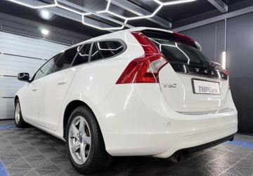 Volvo V60 I Kombi Facelifting 1.5 T3 DRIVE-E 152KM 2017 Volvo V60 Polski salon _ Pierwszy wlasciciel _ 1.5 Benzyna 152KM, zdjęcie 14