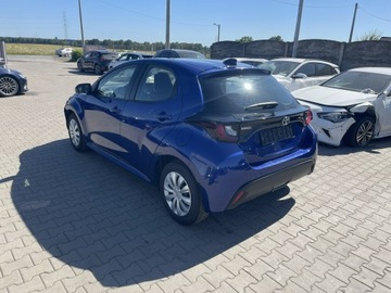 Toyota Yaris IV Hatchback 1.5 Dynamic Force 125KM 2021 Toyota Yaris Klimatyzacja Kamera cofania Tempomat