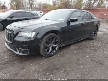 Chrysler 300C II 2019 Chrysler 300s 2019r., 5.7, od ubezpieczalni 5.7 Benzyna 363KM, zdjęcie 2
