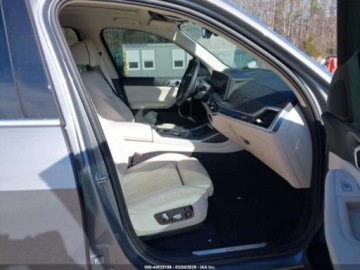 BMW X7 2025 BMW X7 2025r., 4x4, 3.0L 3.0 Benzyna 375KM, zdjęcie 8