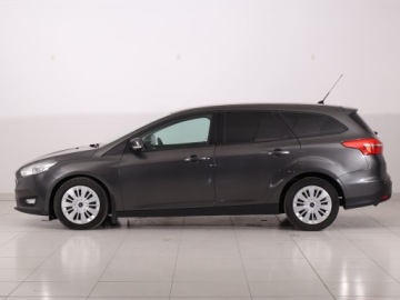 Ford Focus III Kombi Facelifting 1.0 EcoBoost 125KM 2015 Ford Focus 1.0 EcoBoost, Salon Polska, Serwis ASO, zdjęcie 2